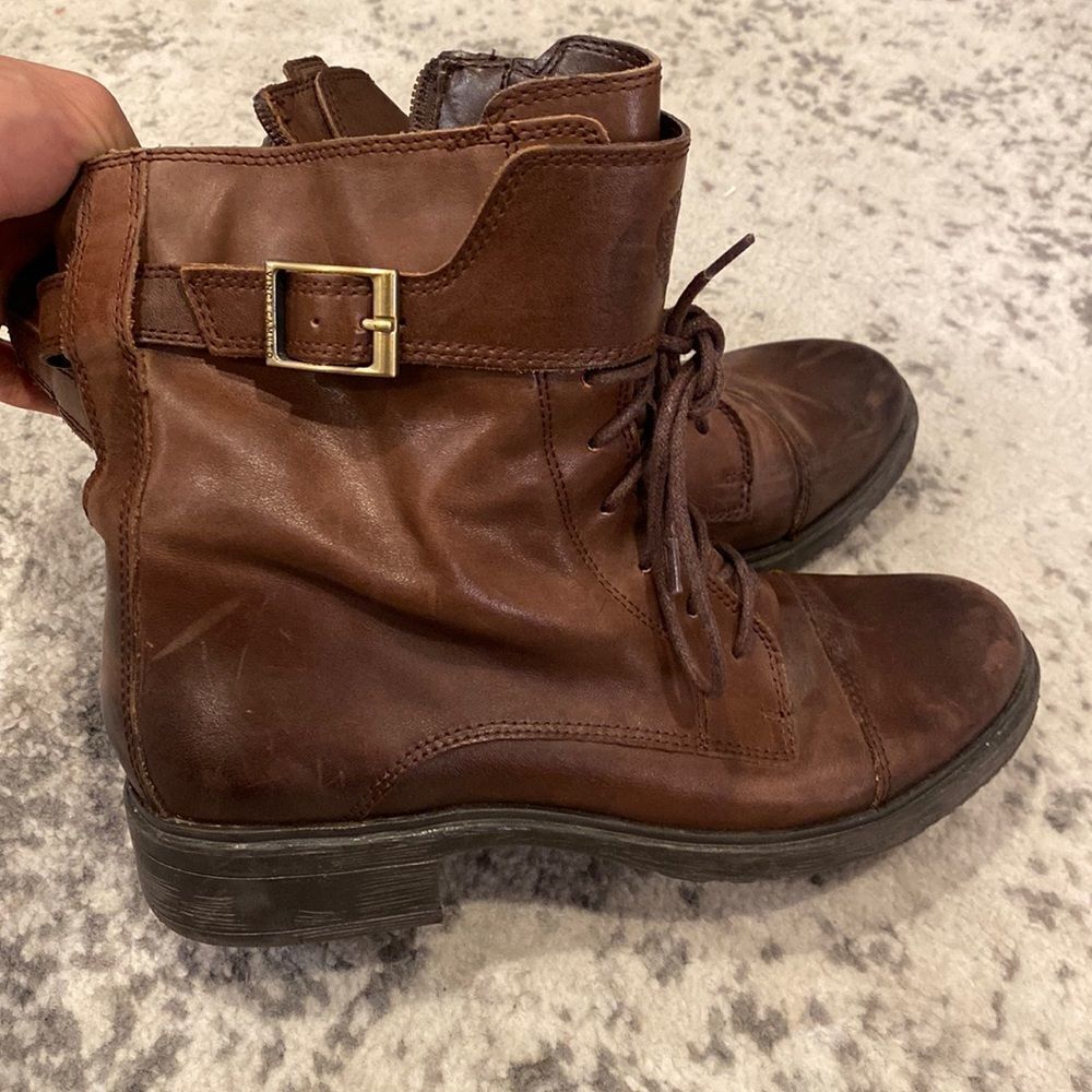 Vince Camuto Taryn Moto Leather Boots Womens Size 8 in EUC brown leather